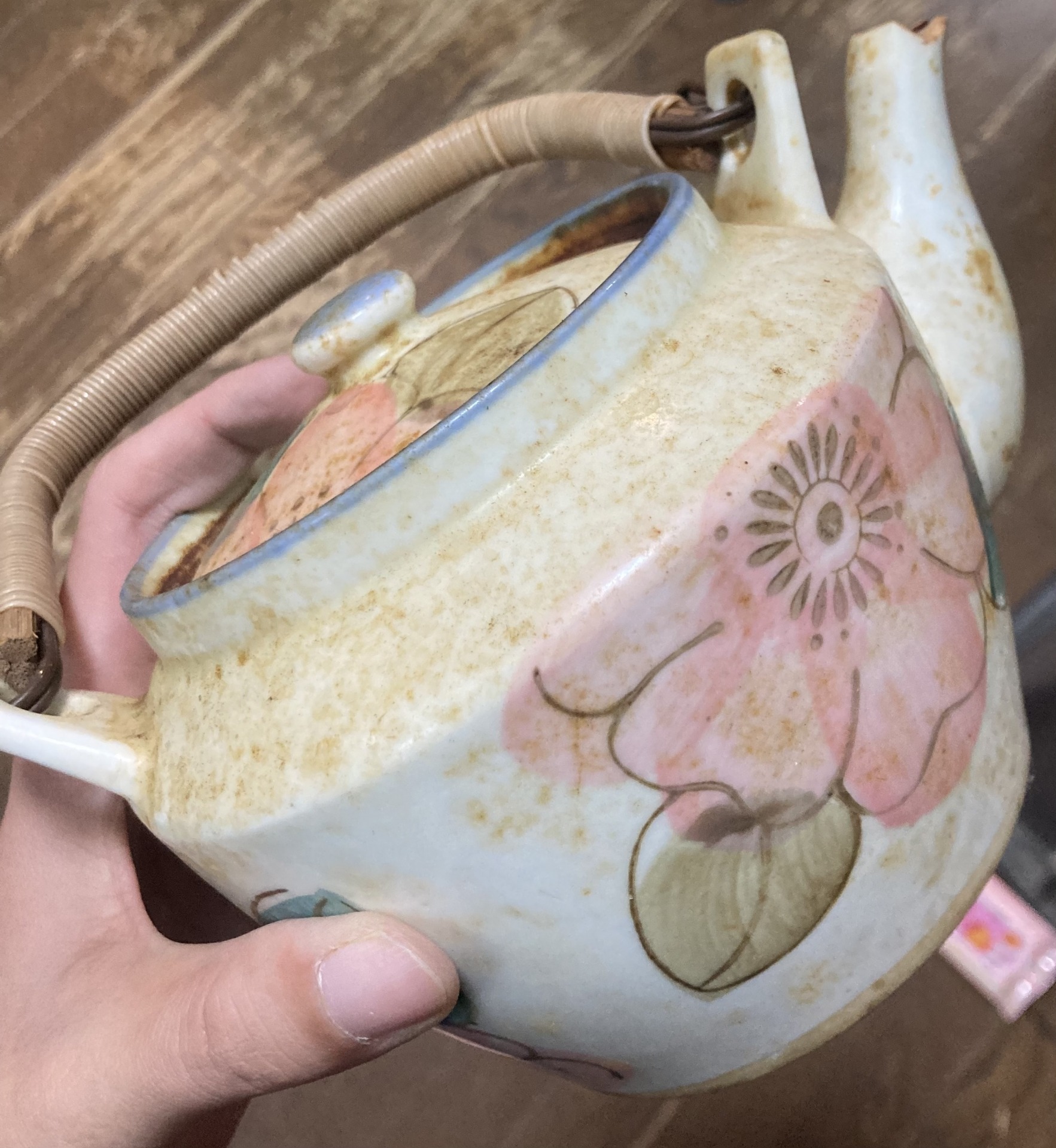 茶渋のついた急須